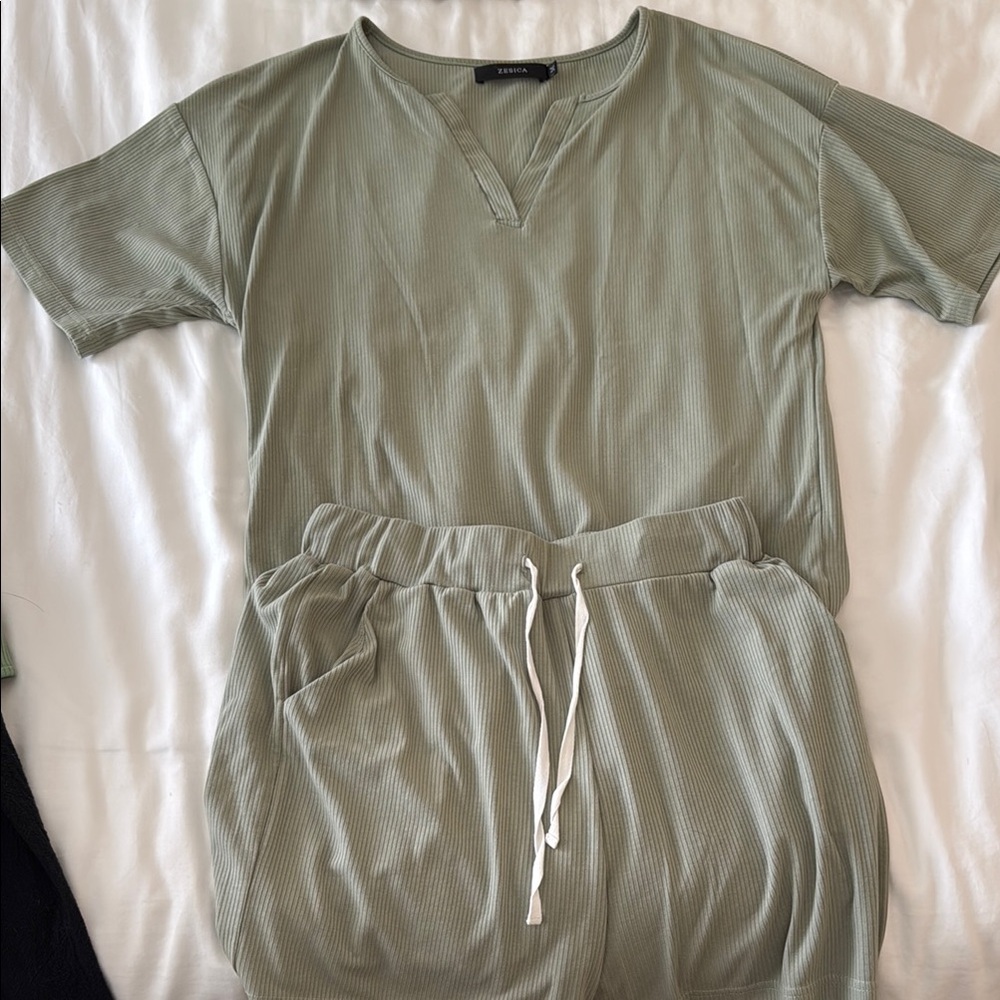 Green Ribbed Loungewear Set